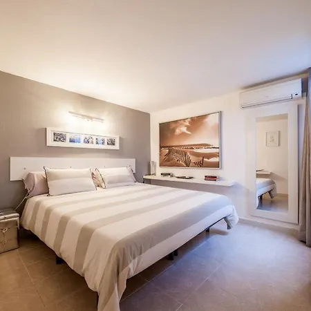 Ca Na Mariona Typical Mallorquin House For 5 People In The Heart Of